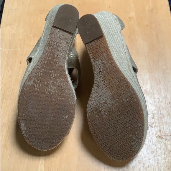 Michael kors size 10 wedge shoes - Picture 4 of 7